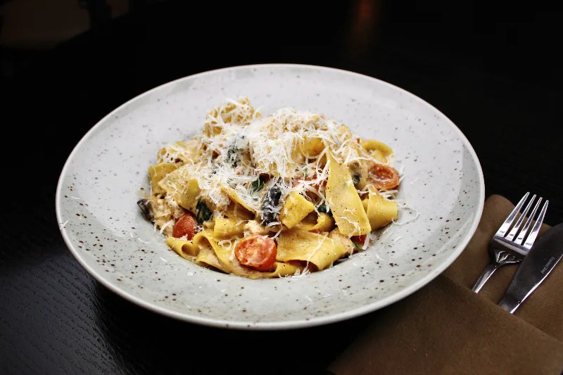 Pappardelle alfredo